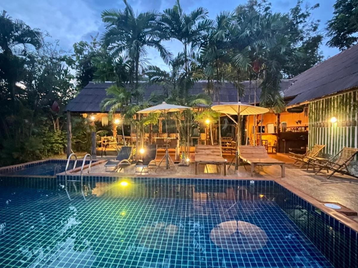 Bamboo Hideaway Resort Koh Mak Exterior photo